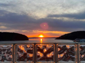 Anacortes Paradise Vacation Rental with Water Views!